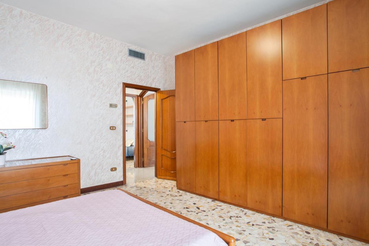 Pane & Pomodoro Beach Roomy Flat Bari Ngoại thất bức ảnh