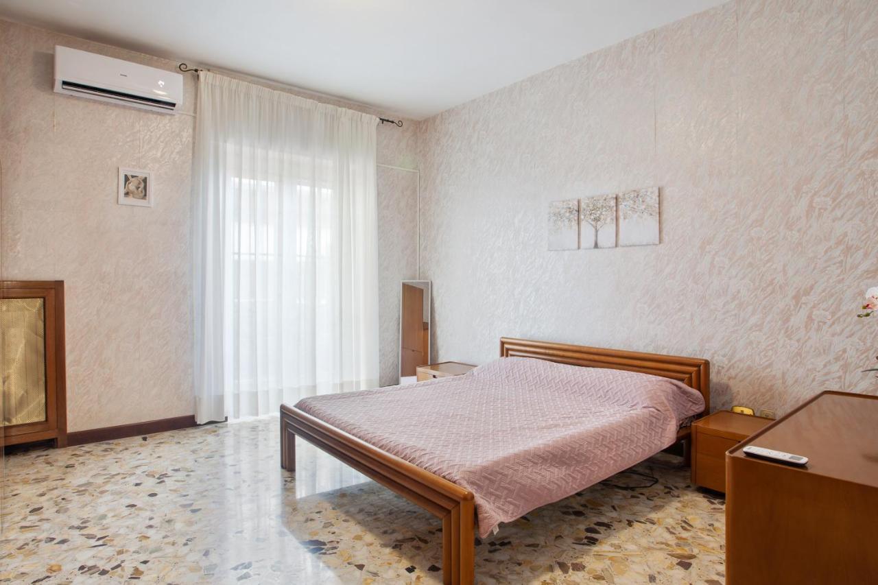 Pane & Pomodoro Beach Roomy Flat Bari Ngoại thất bức ảnh