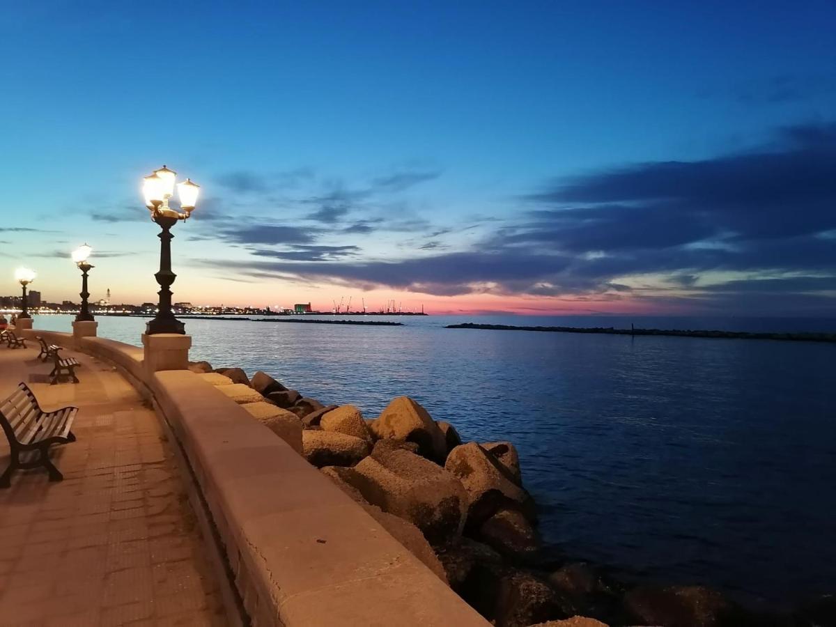 Pane & Pomodoro Beach Roomy Flat Bari Ngoại thất bức ảnh